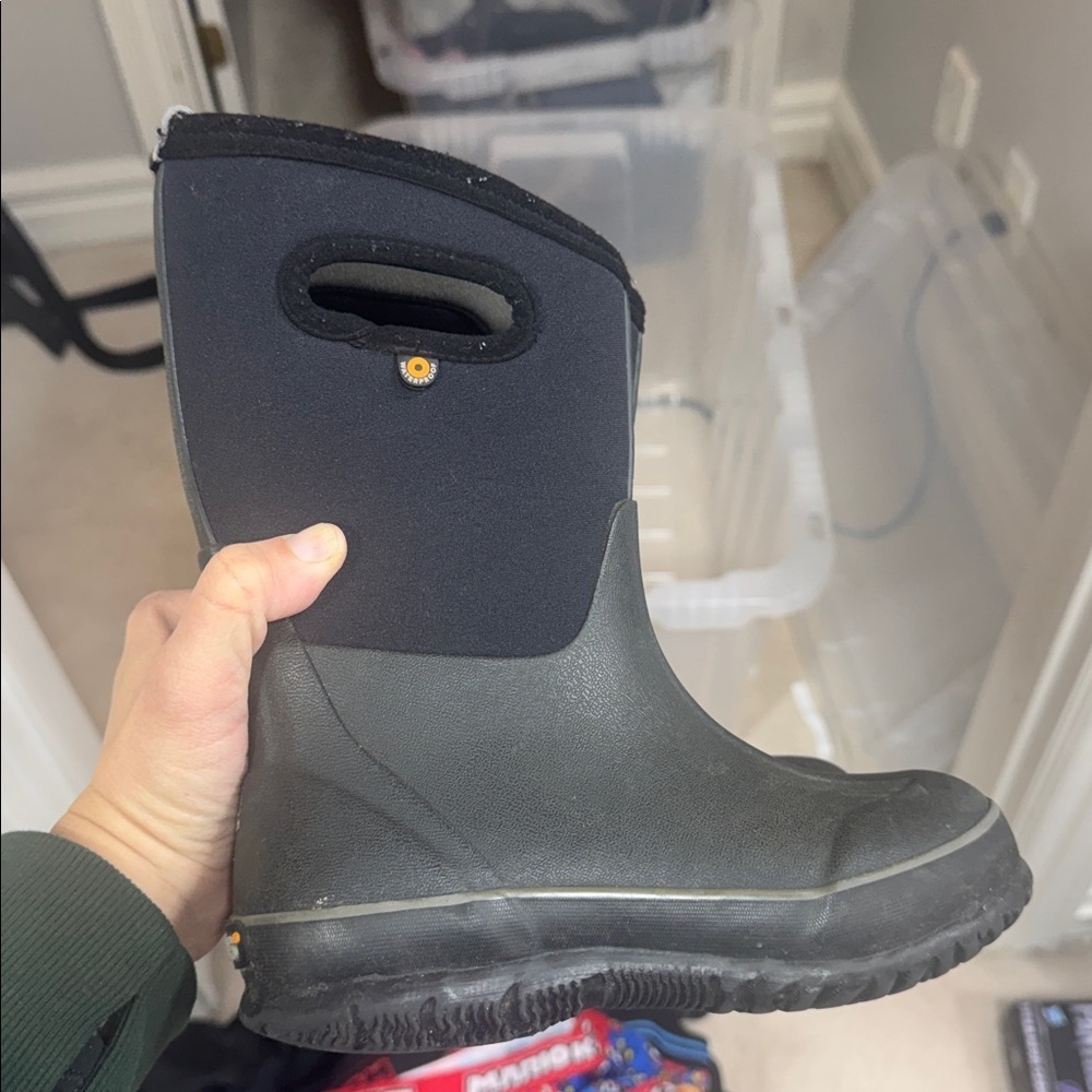 Bogs Size 1